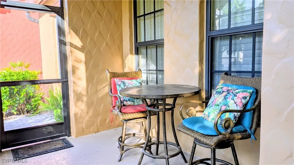 9081 Albion Lane S Naples FL 34113