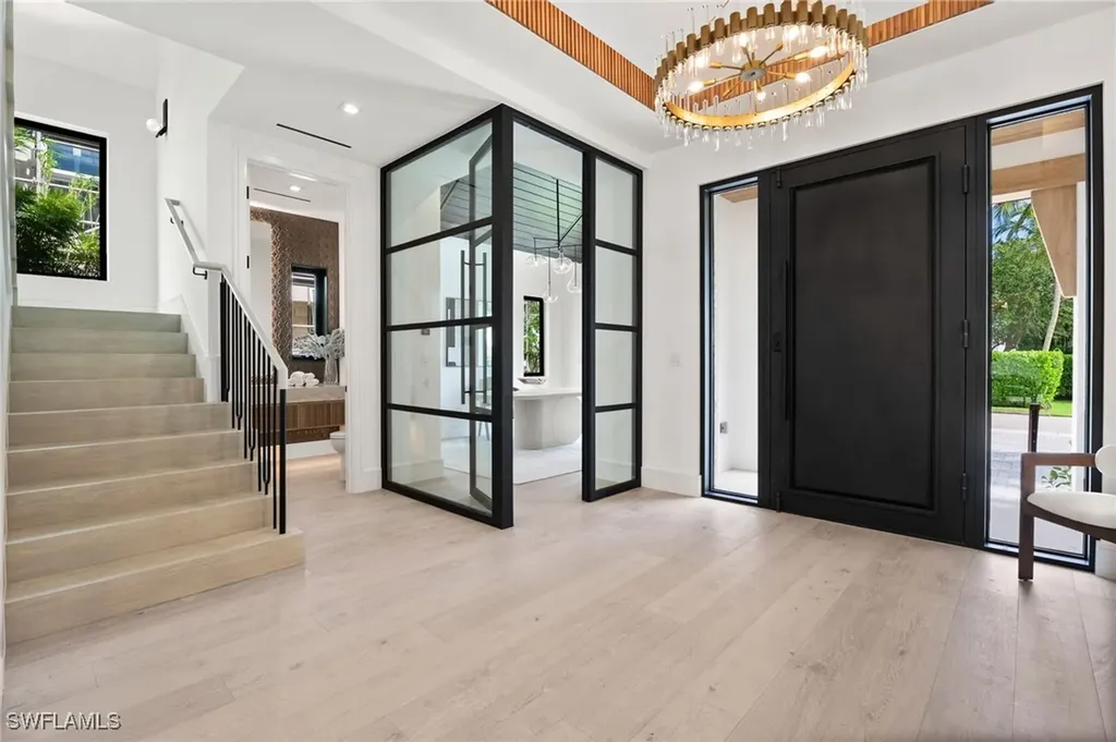 273 10th Avenue S Naples FL 34102