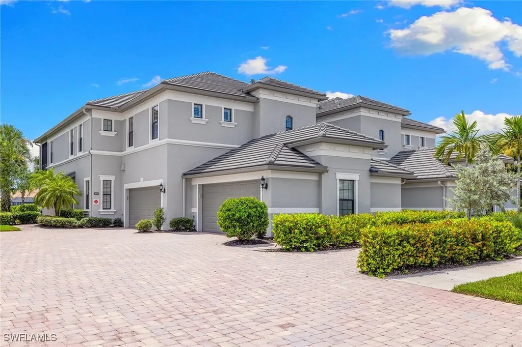 12046 Covent Garden Court Naples FL 34120