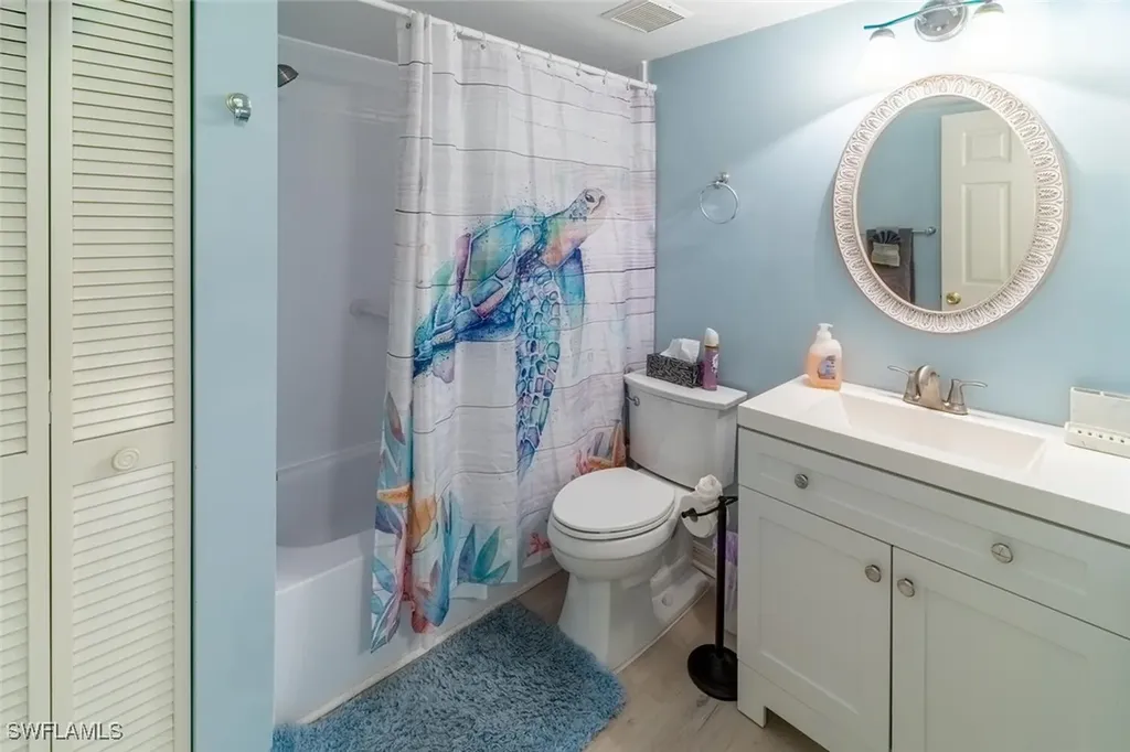 774 Wiggins Lake Drive Naples FL 34110
