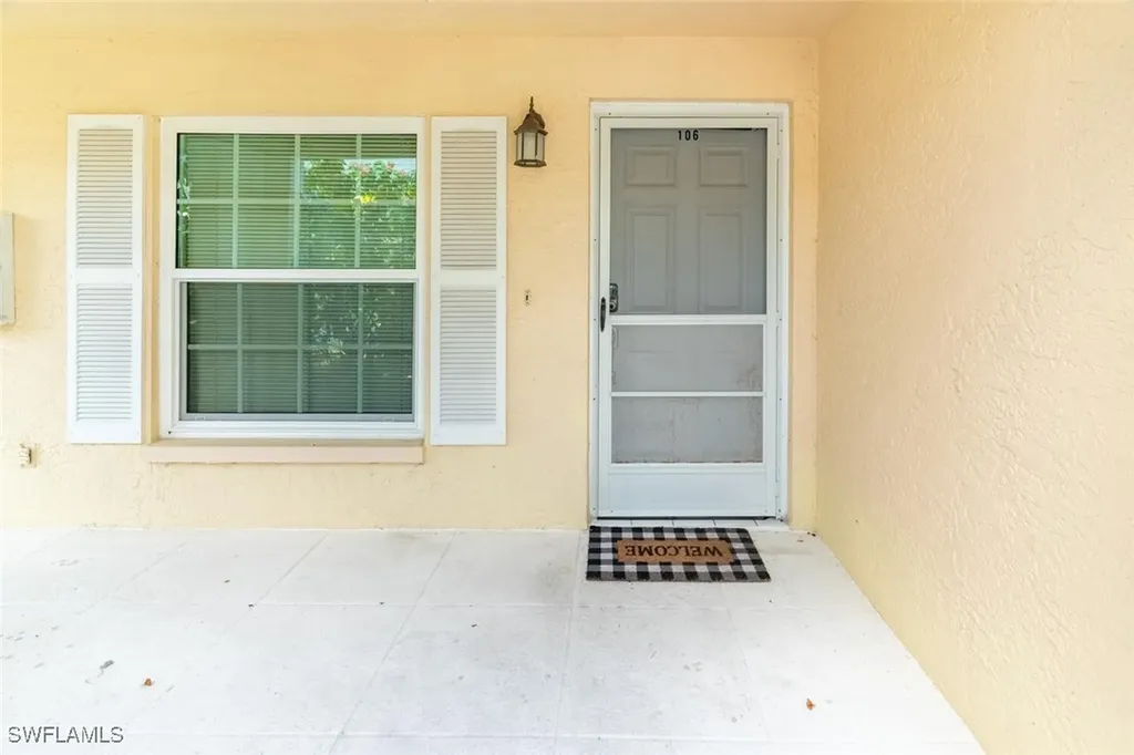 774 Wiggins Lake Drive Naples FL 34110