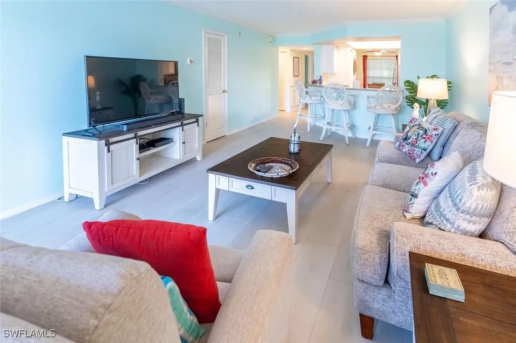 774 Wiggins Lake Drive Naples FL 34110