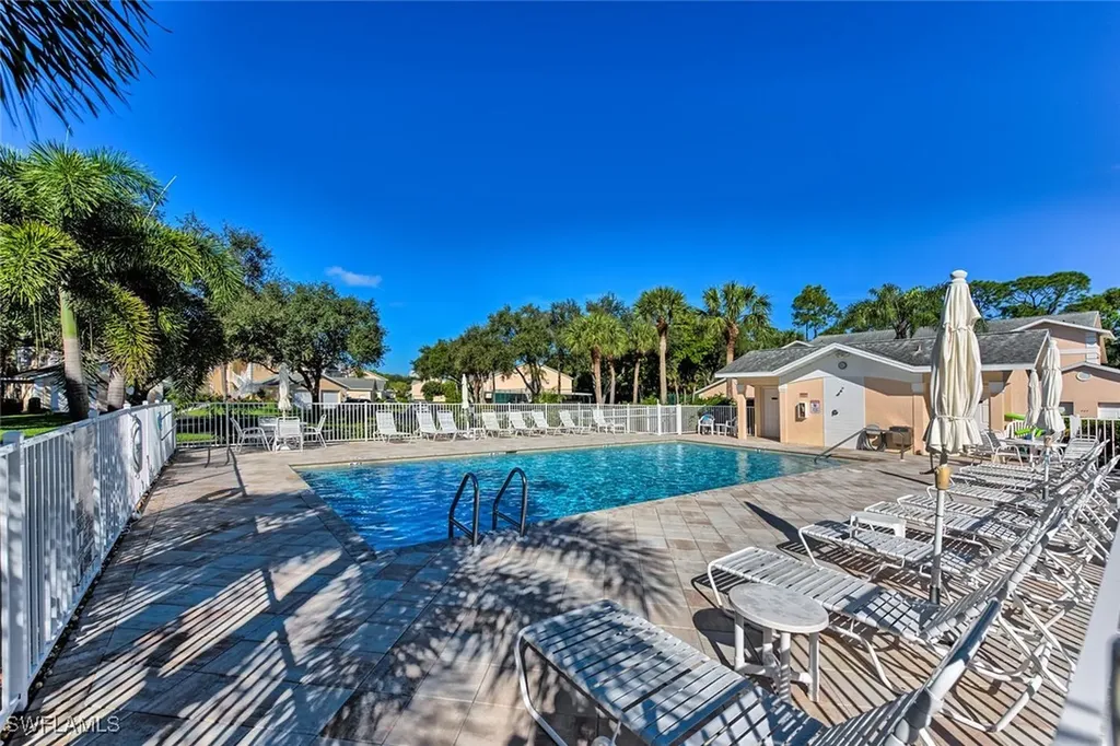 774 Wiggins Lake Drive Naples FL 34110