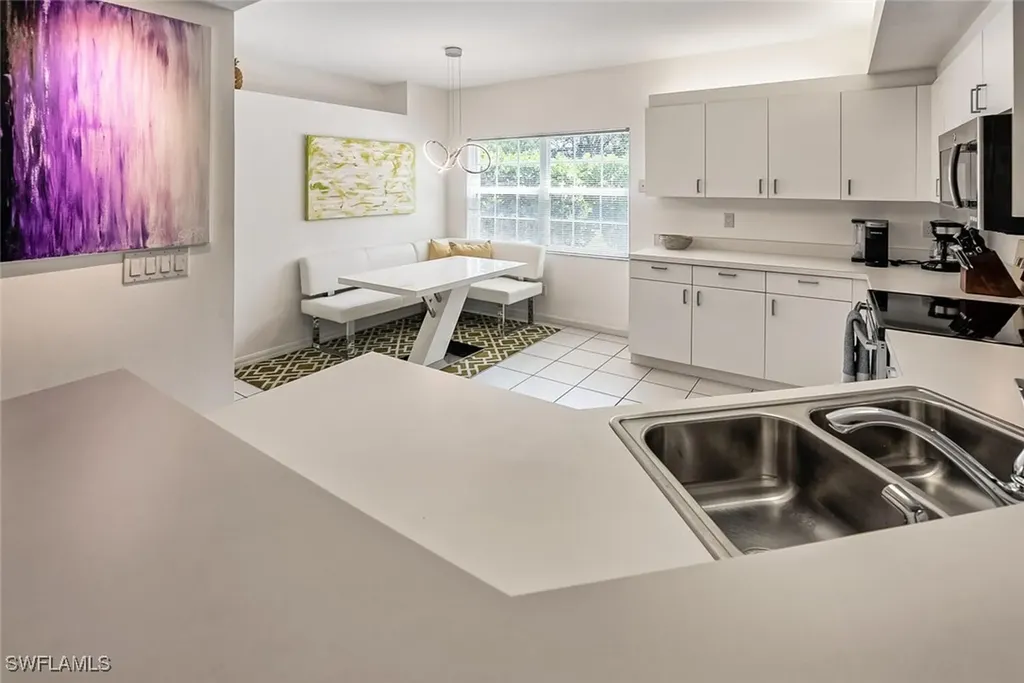 6910 Satinleaf Road N Naples FL 34109