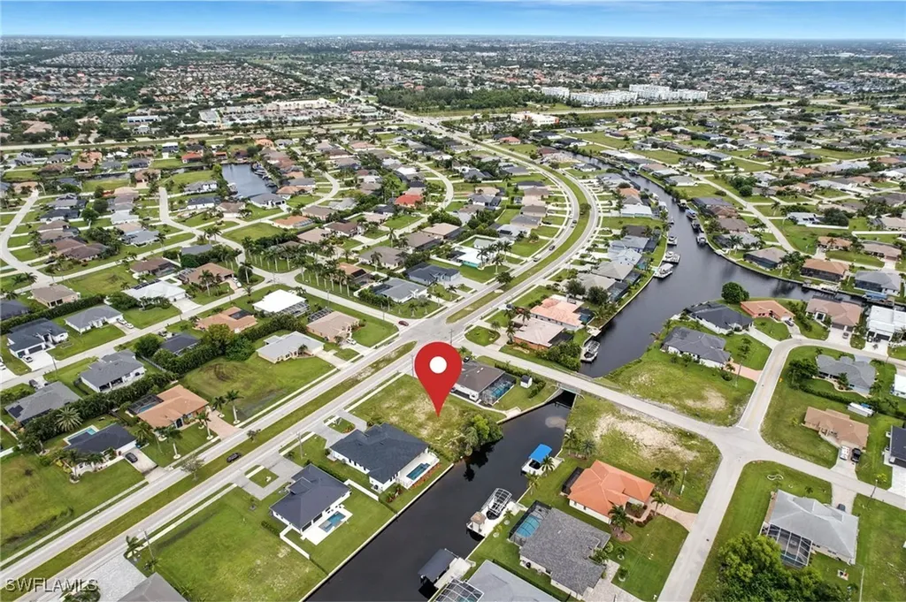 Cape Coral FL, 2592 Surfside Boulevard