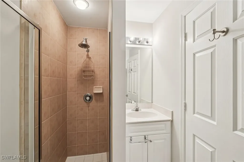 4337 Covey Circle Naples FL 34109