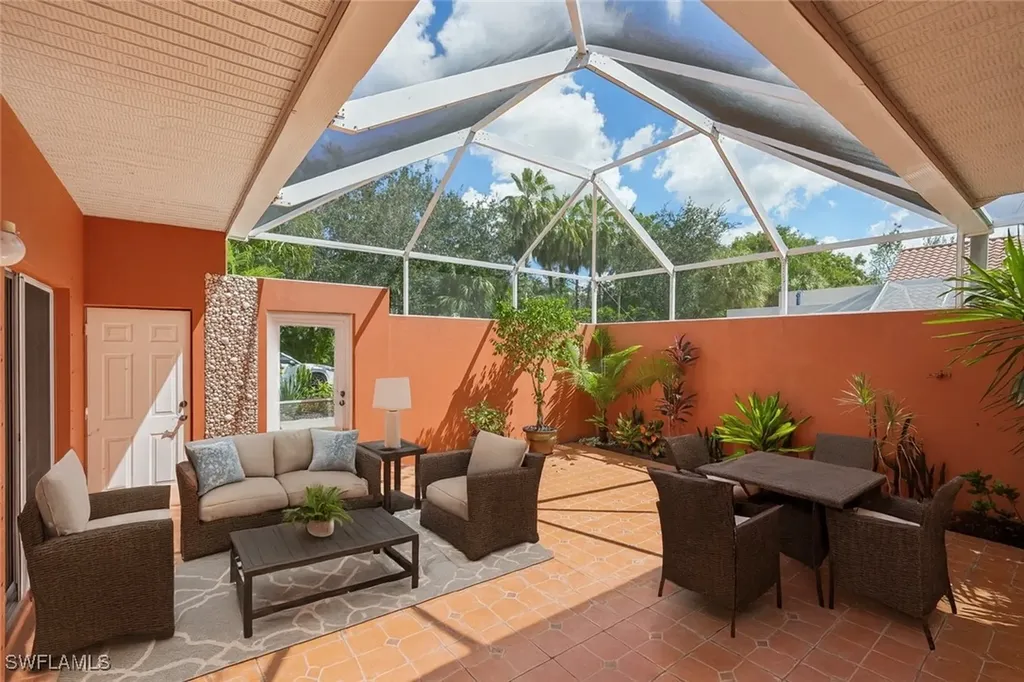 4337 Covey Circle Naples FL 34109