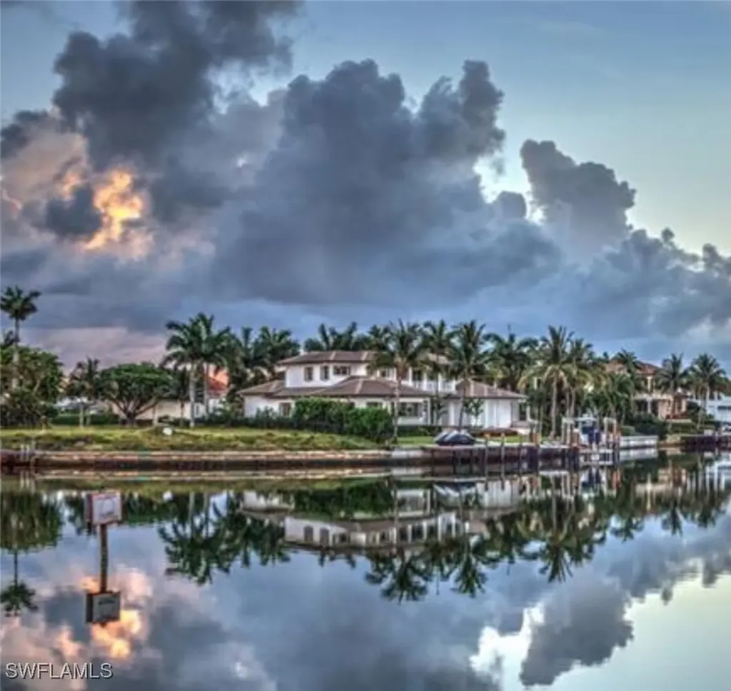 421 Bow Line Drive Naples FL 34103