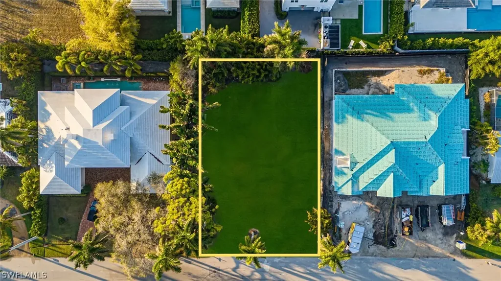 400 Wedge Drive Naples FL 34103