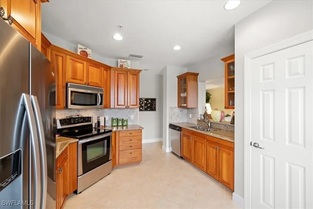 8051 Players Cove Drive Naples FL 34113