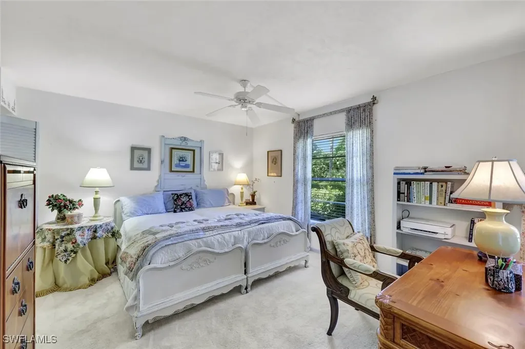 1733 Courtyard Way Naples FL 34112