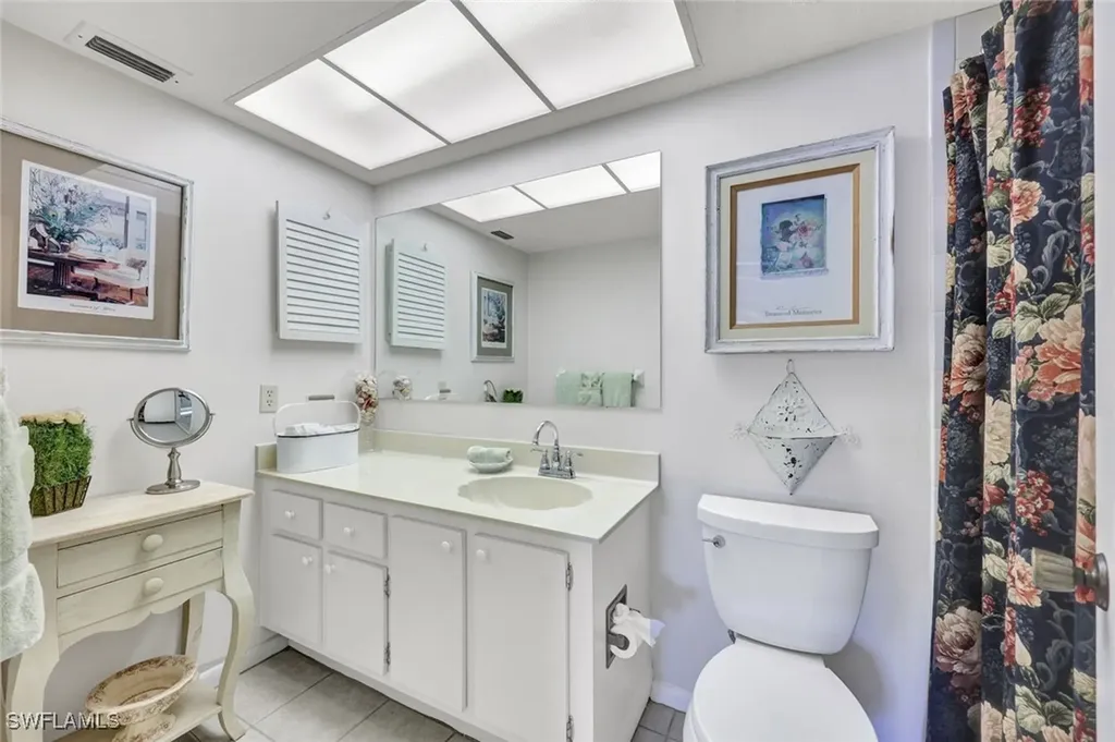 1733 Courtyard Way Naples FL 34112