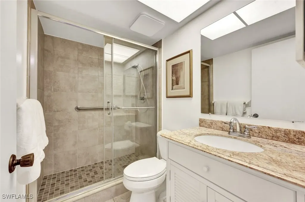 1733 Courtyard Way Naples FL 34112