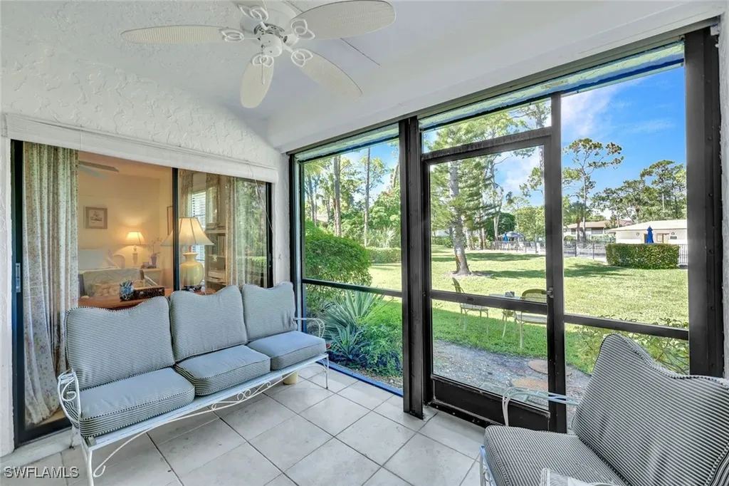 1733 Courtyard Way Naples FL 34112