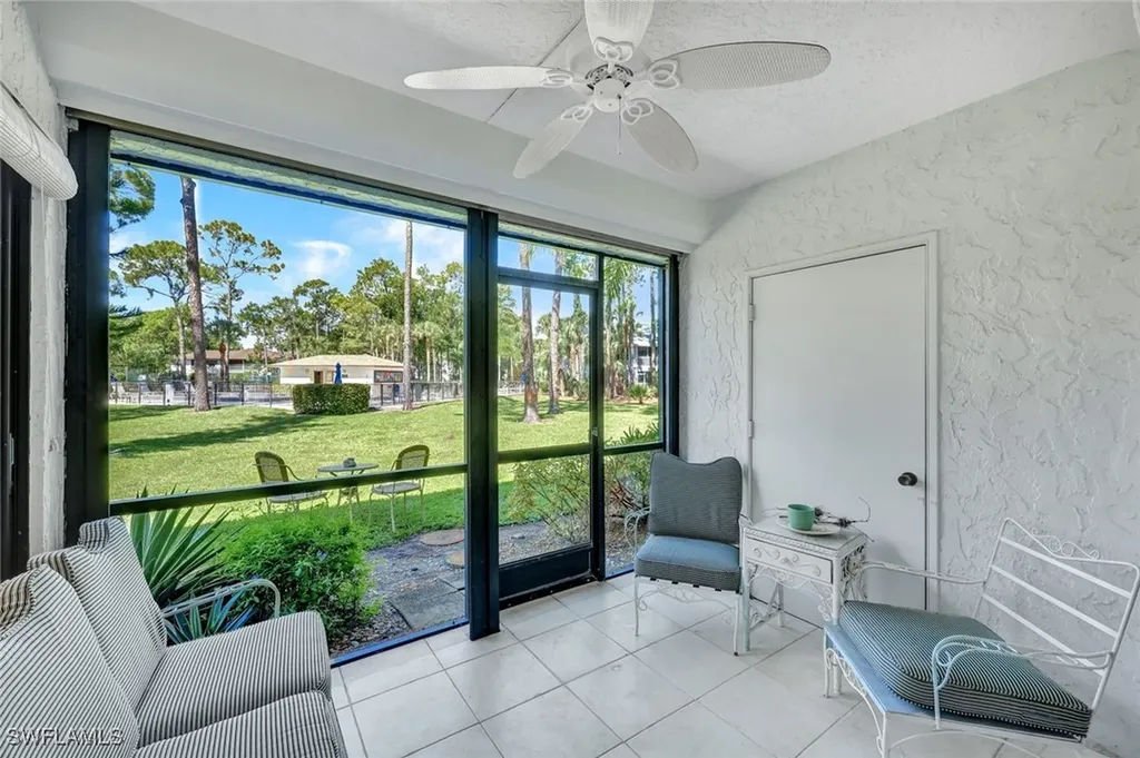 1733 Courtyard Way Naples FL 34112