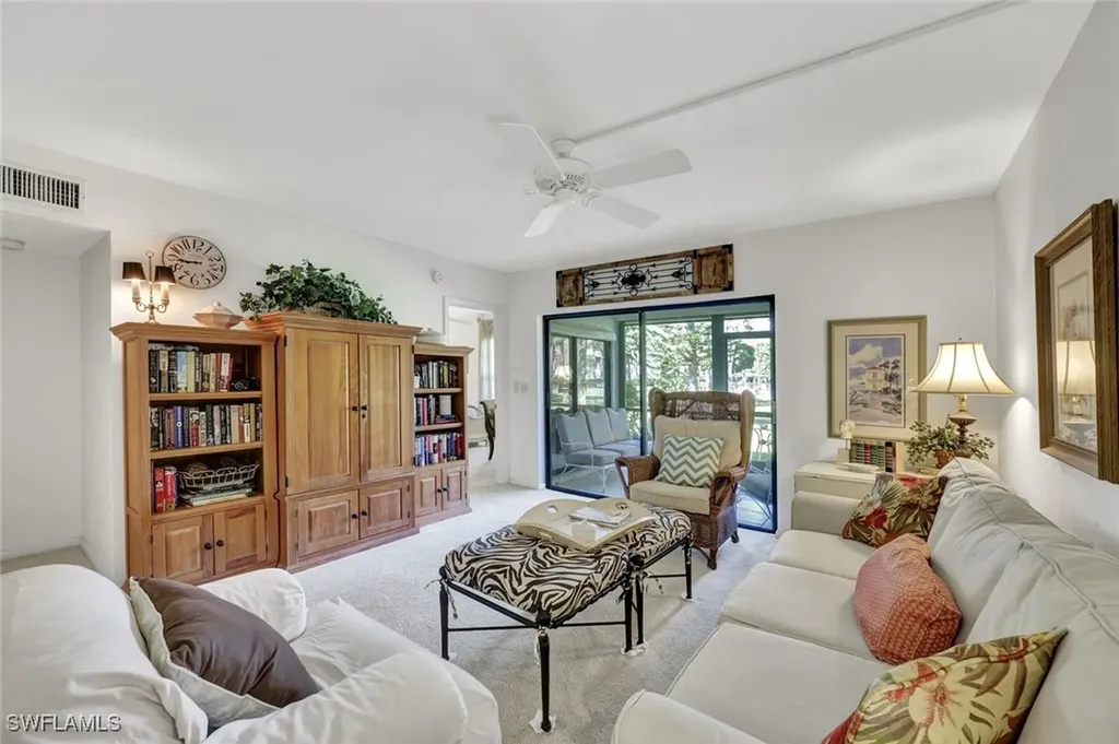 1733 Courtyard Way Naples FL 34112