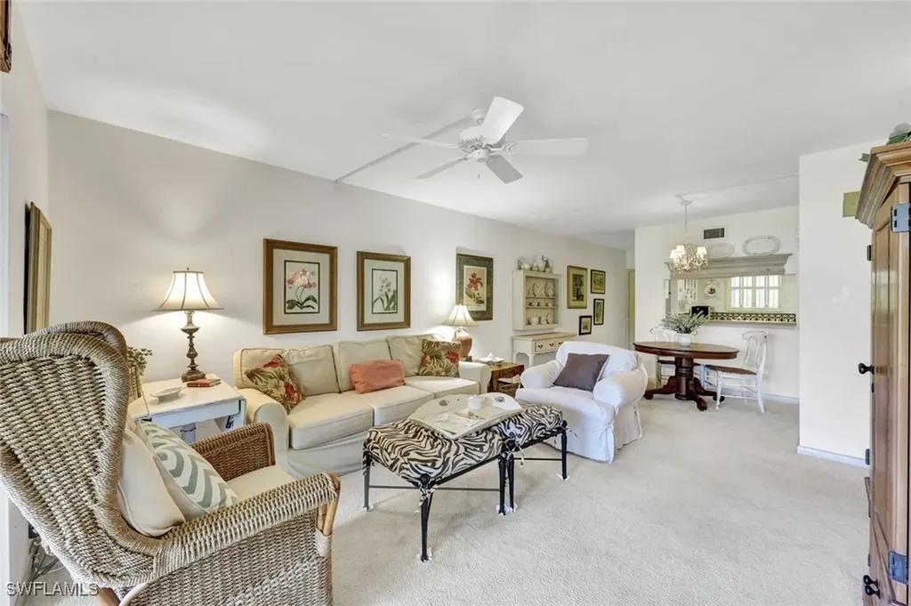 1733 Courtyard Way Naples FL 34112