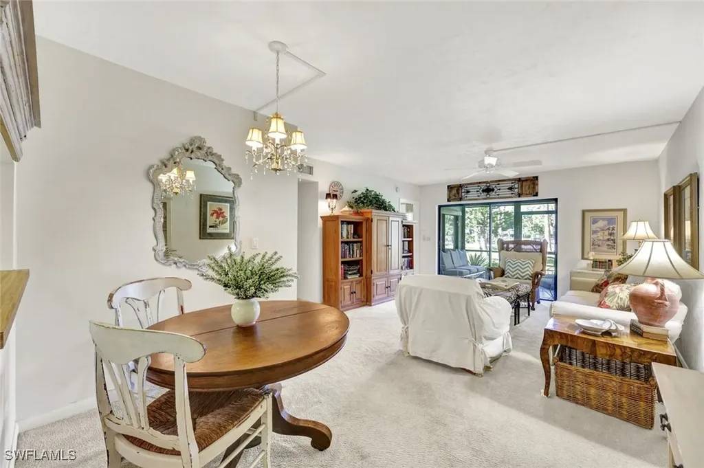 1733 Courtyard Way Naples FL 34112