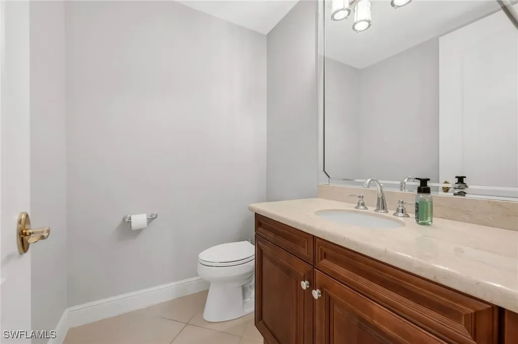 583 Avellino Isle Circle Naples FL 34119