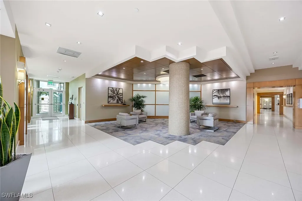 4651 Gulf Shore Boulevard N Naples FL 34103