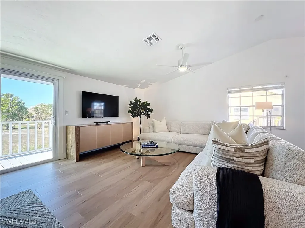 27569 Hickory View Drive Bonita Springs FL 34134