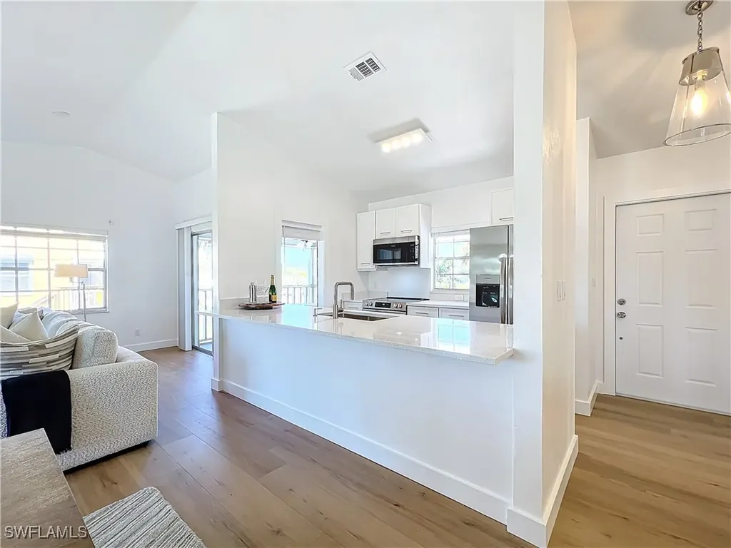 27569 Hickory View Drive Bonita Springs FL 34134