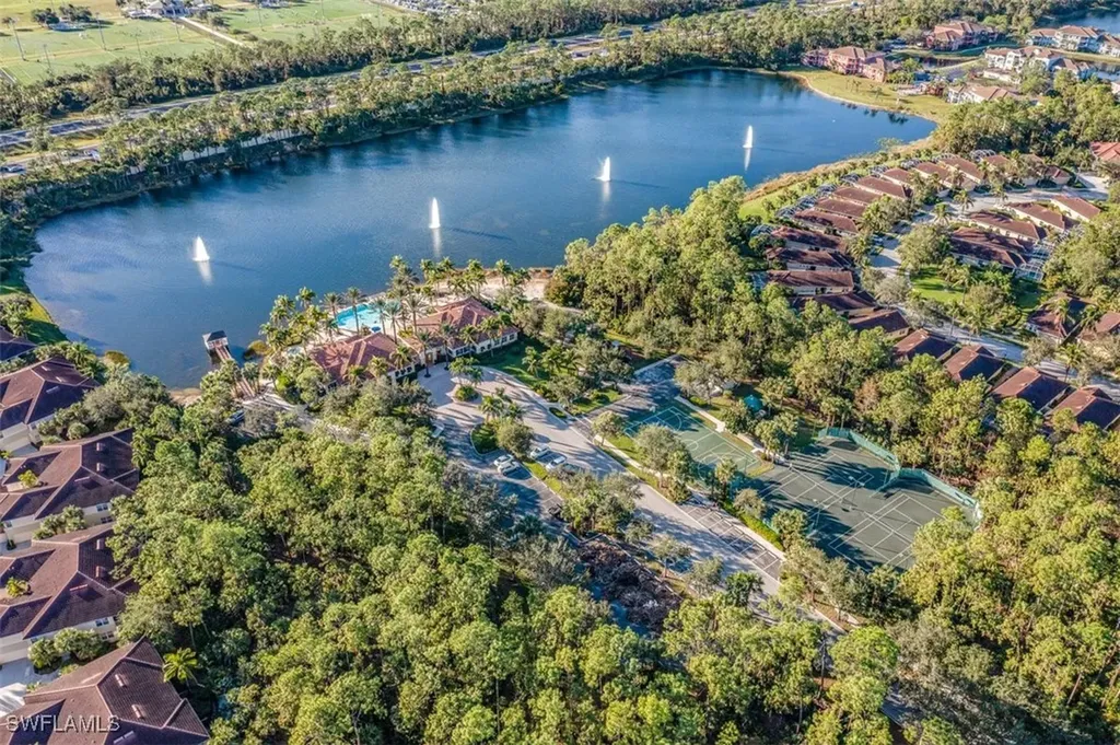 1760 Tarpon Bay Drive S Naples FL 34119