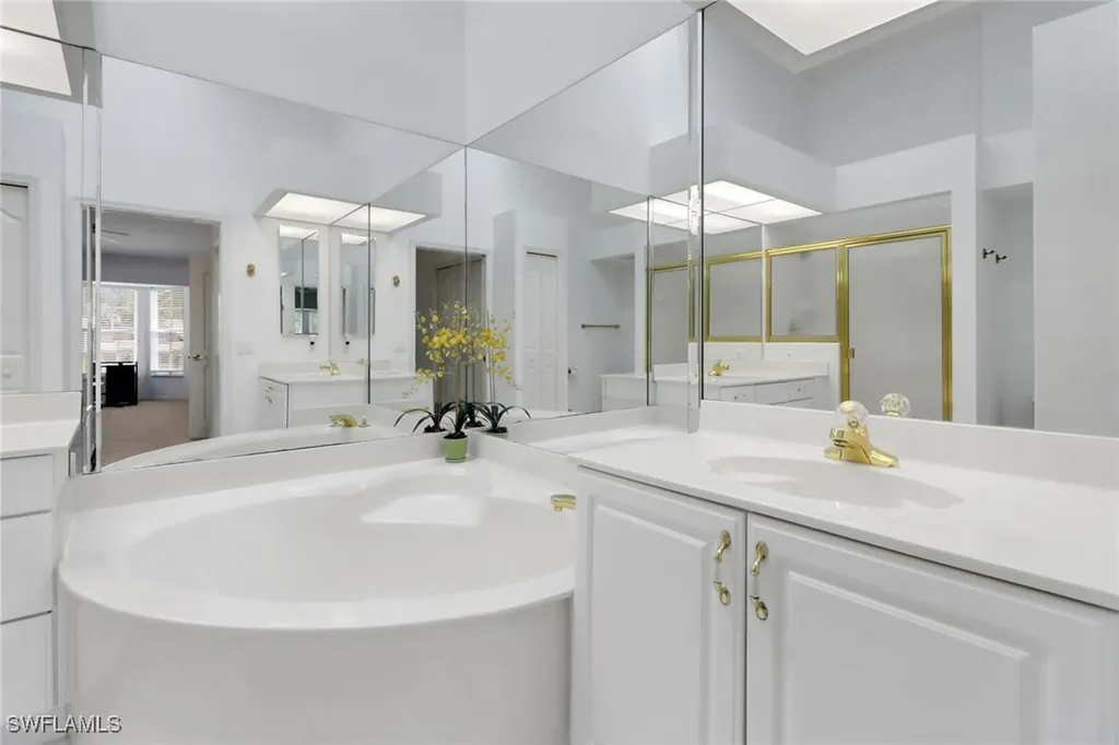 6180 Reserve Circle Naples FL 34119