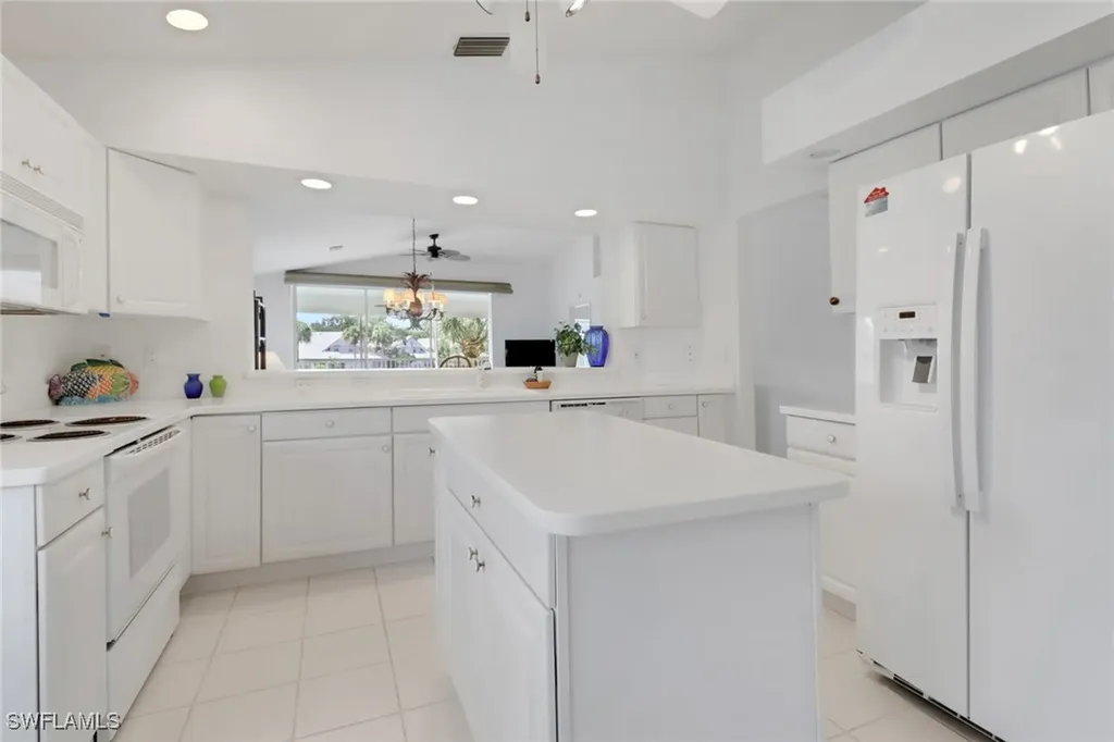 6180 Reserve Circle Naples FL 34119