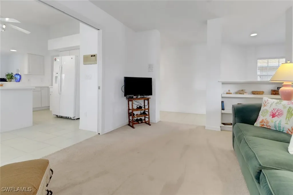 6180 Reserve Circle Naples FL 34119