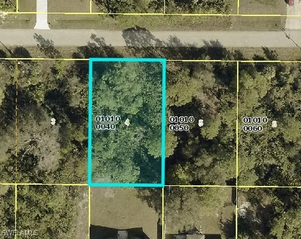 3213 45th Street W Lehigh Acres FL 33971