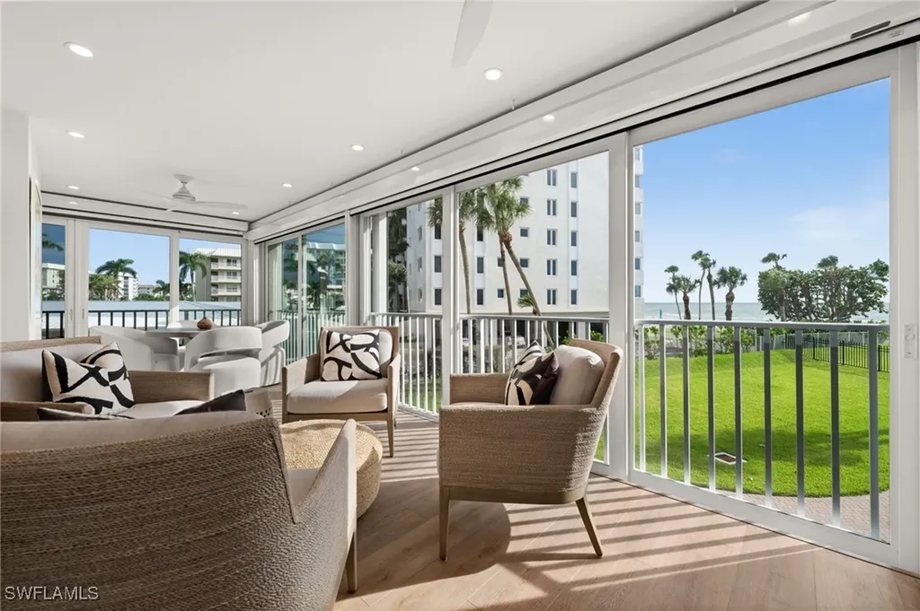 2901 Gulf Shore Boulevard N Naples FL 34103