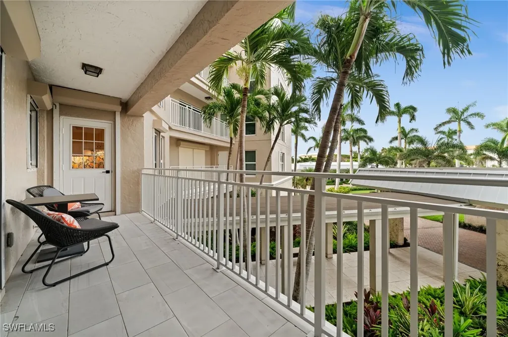 2901 Gulf Shore Boulevard N Naples FL 34103