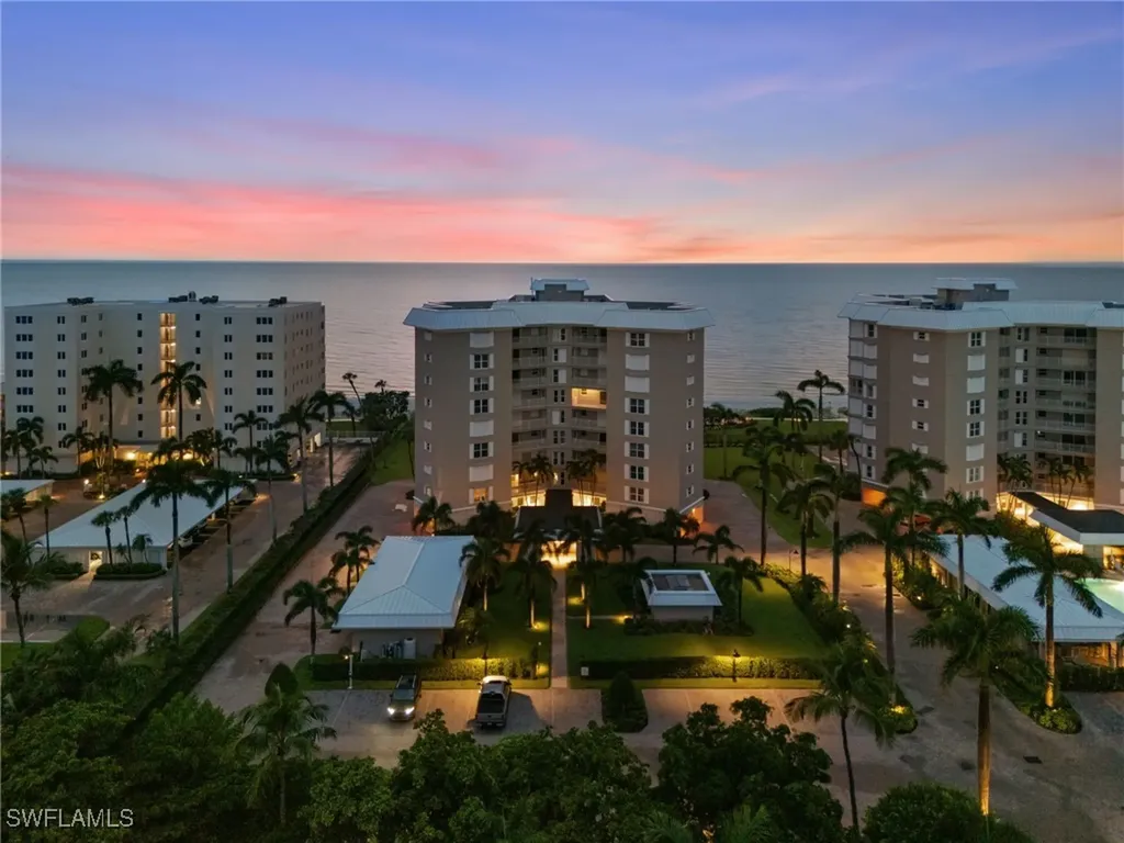 2901 Gulf Shore Boulevard N Naples FL 34103