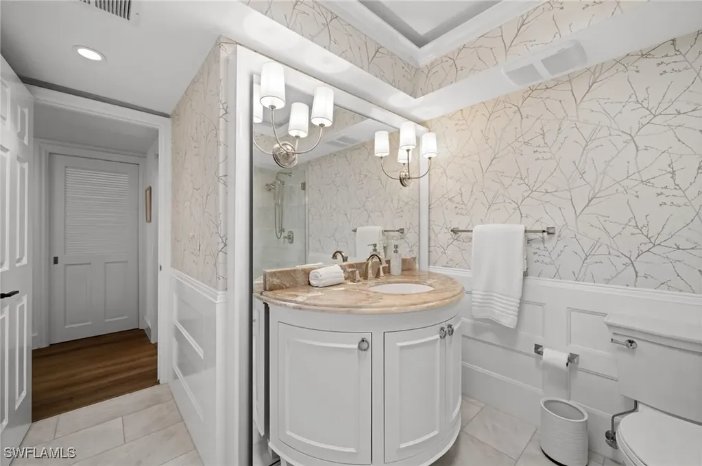 2901 Gulf Shore Boulevard N Naples FL 34103