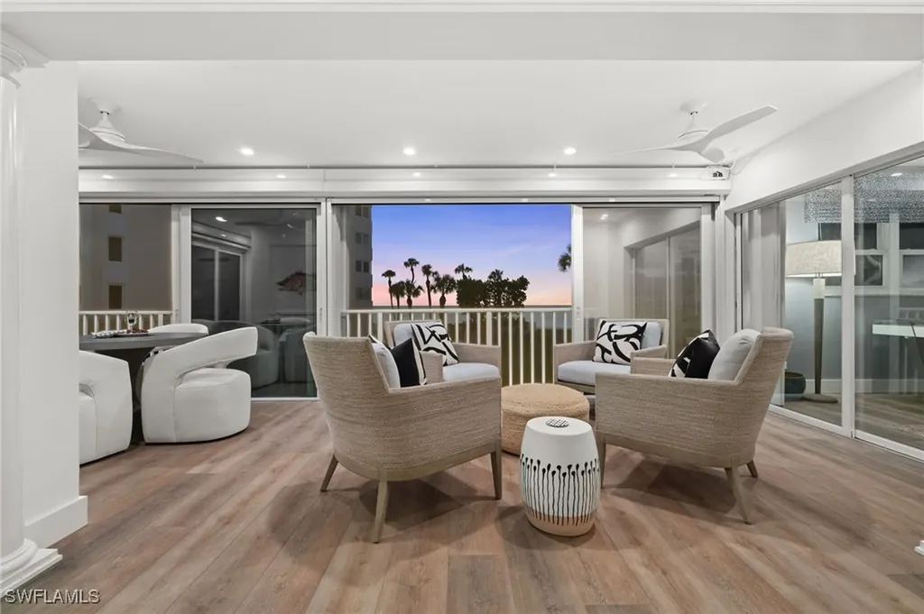 2901 Gulf Shore Boulevard N Naples FL 34103