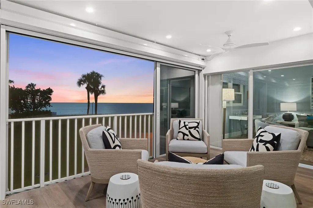 2901 Gulf Shore Boulevard N Naples FL 34103