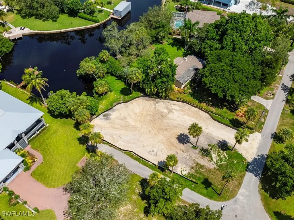 27207 Rio Vista Circle Bonita Springs FL 34135