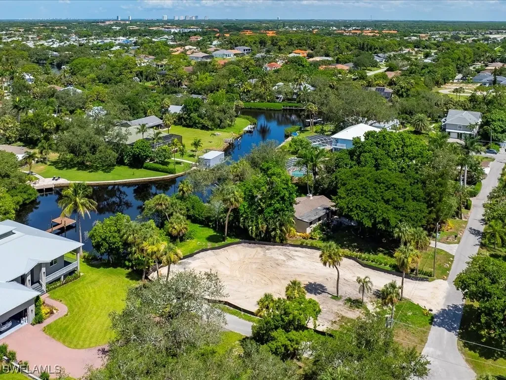 27207 Rio Vista Circle Bonita Springs FL 34135