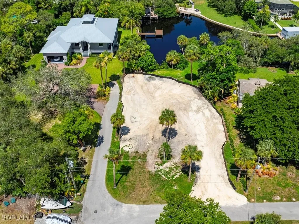 27207 Rio Vista Circle Bonita Springs FL 34135