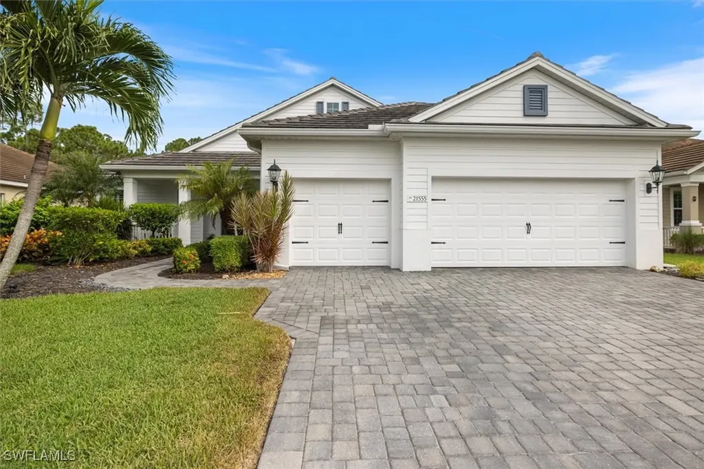 21555 Oaks Of Estero Circle Estero FL 33928