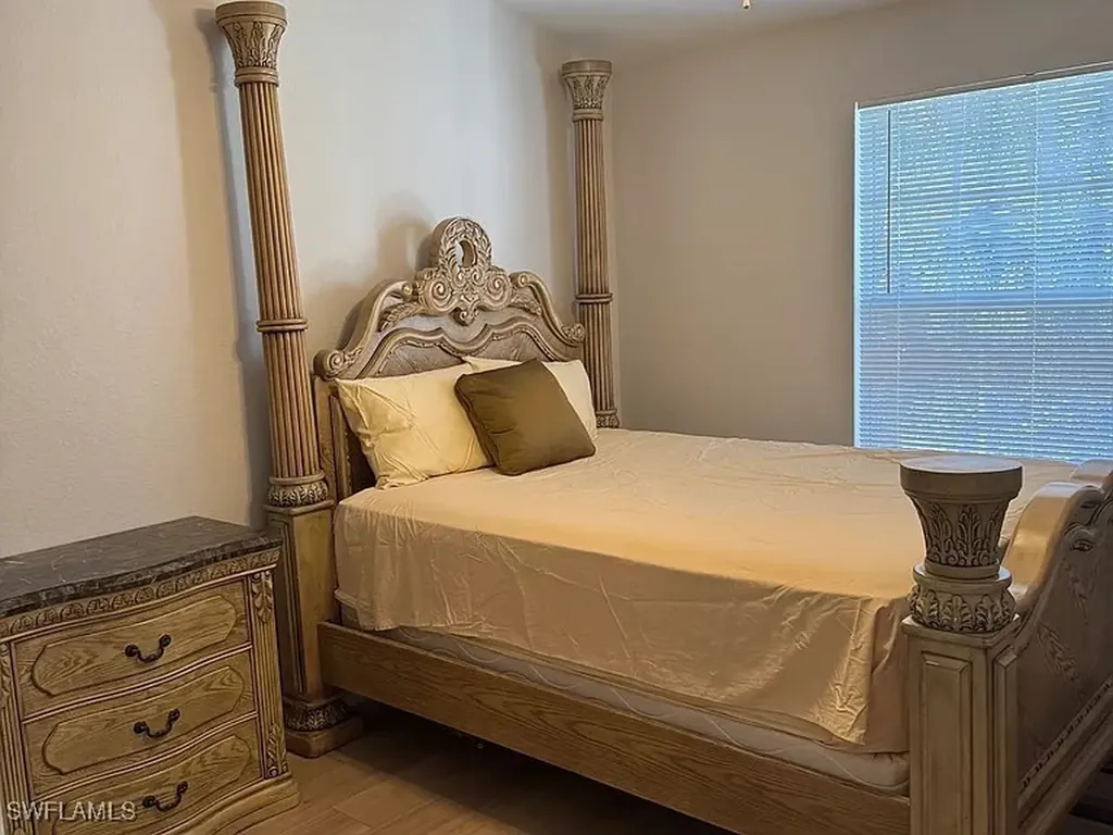 7905 Preserve Circle Naples FL 34119