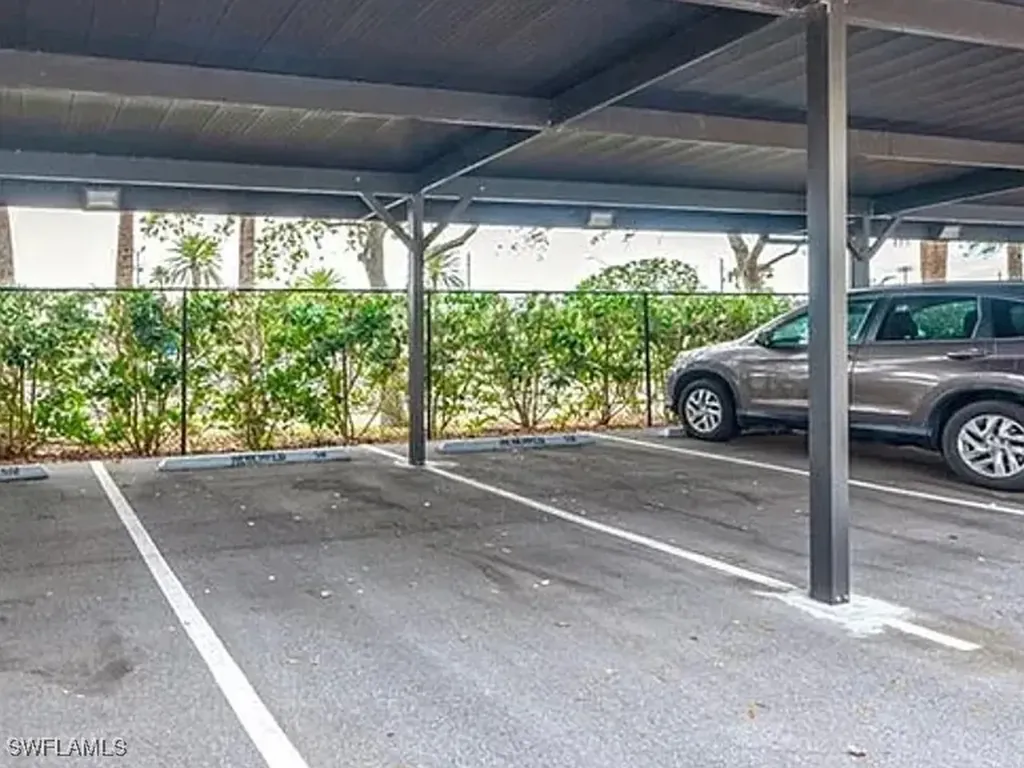 7905 Preserve Circle Naples FL 34119