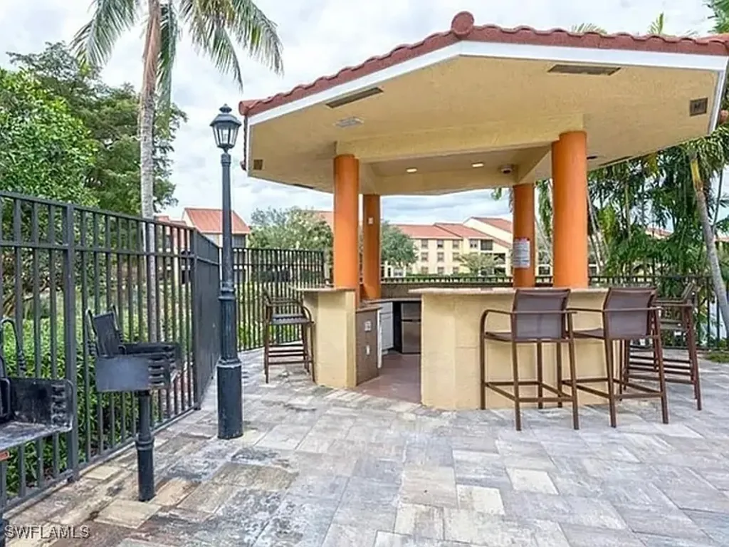 7905 Preserve Circle Naples FL 34119