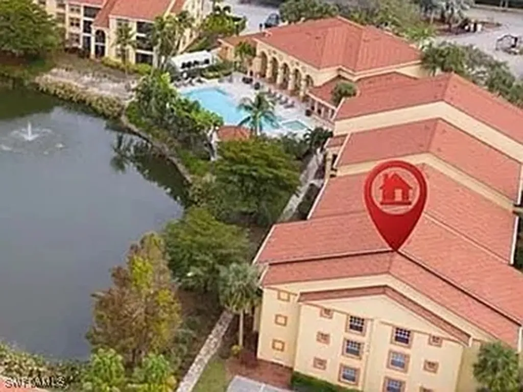 7905 Preserve Circle Naples FL 34119