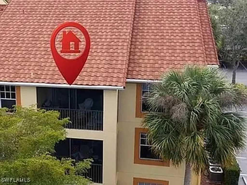 7905 Preserve Circle Naples FL 34119