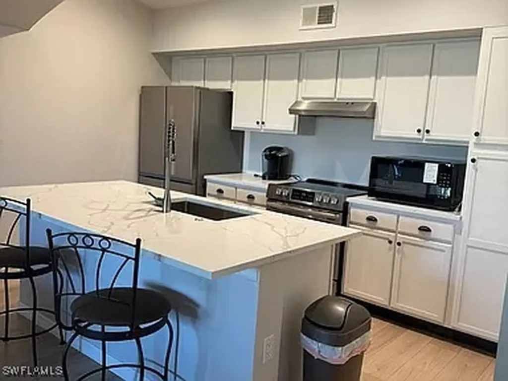 7905 Preserve Circle Naples FL 34119