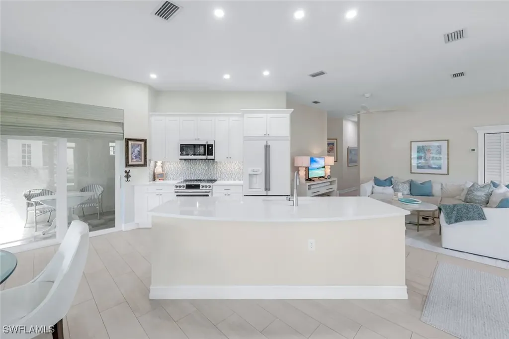 9172 Las Maderas Drive Bonita Springs FL 34135