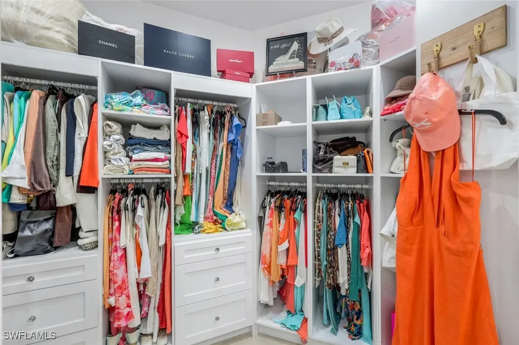 9172 Las Maderas Drive Bonita Springs FL 34135