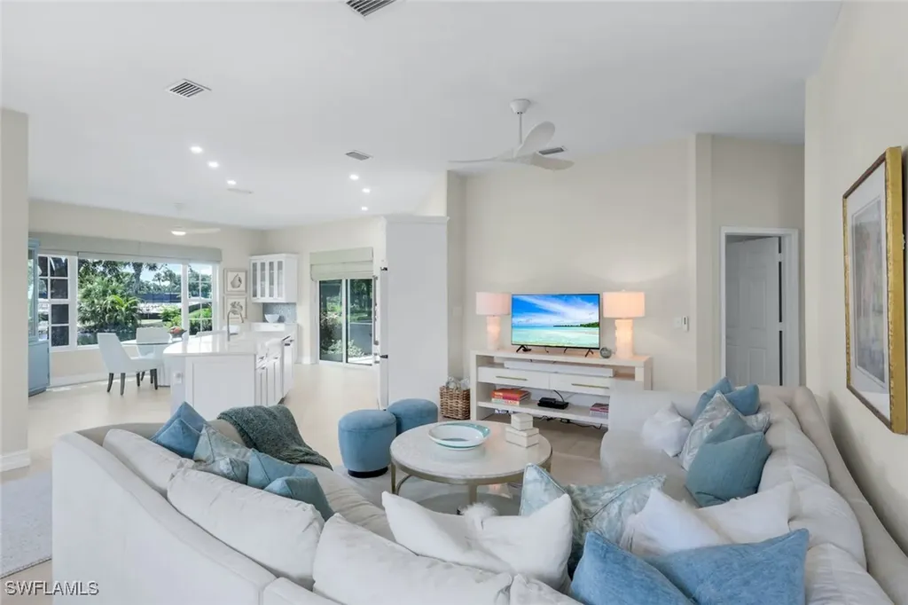 9172 Las Maderas Drive Bonita Springs FL 34135